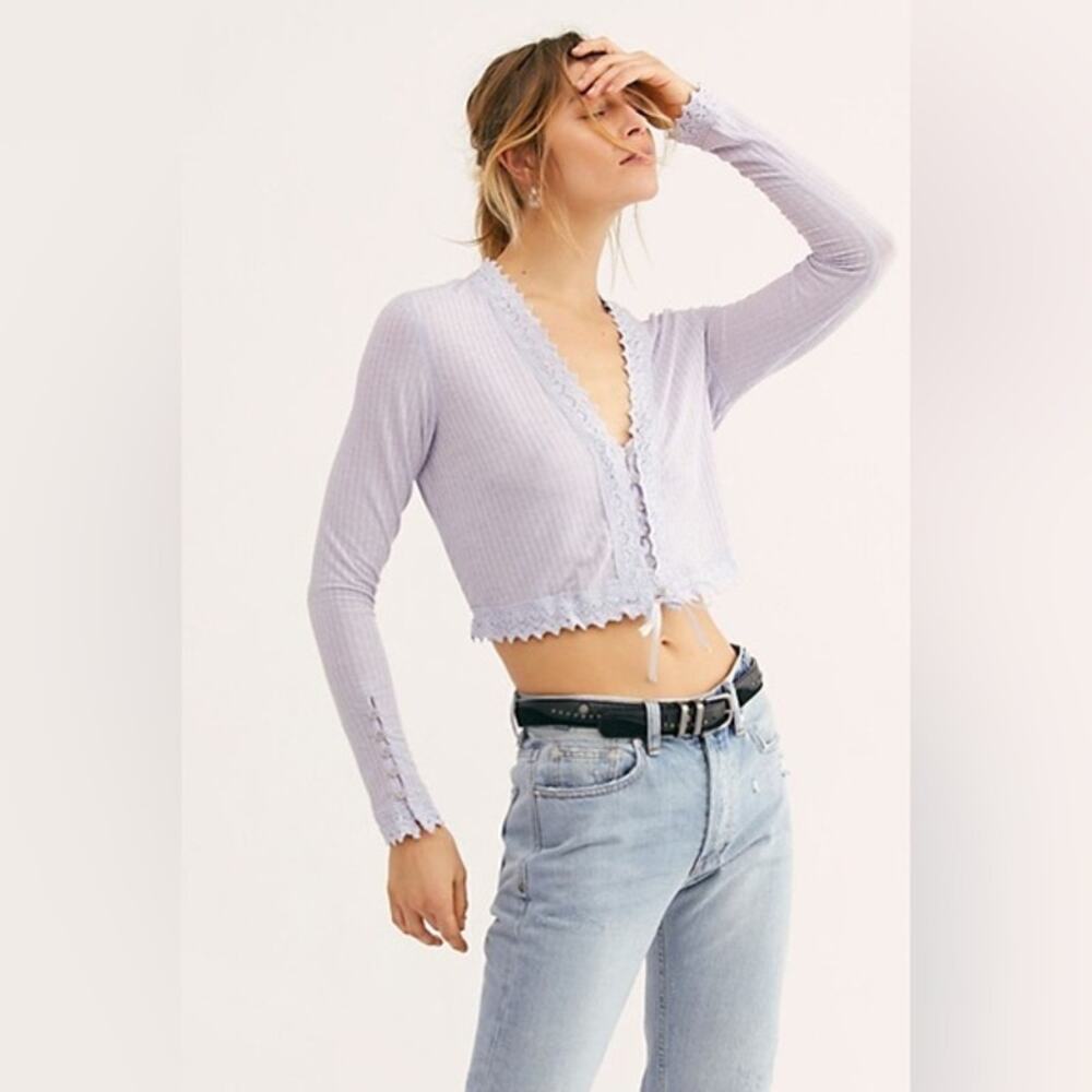 Free people XS fairycore lavander tie waist crop top lace accent long sleeve EUC